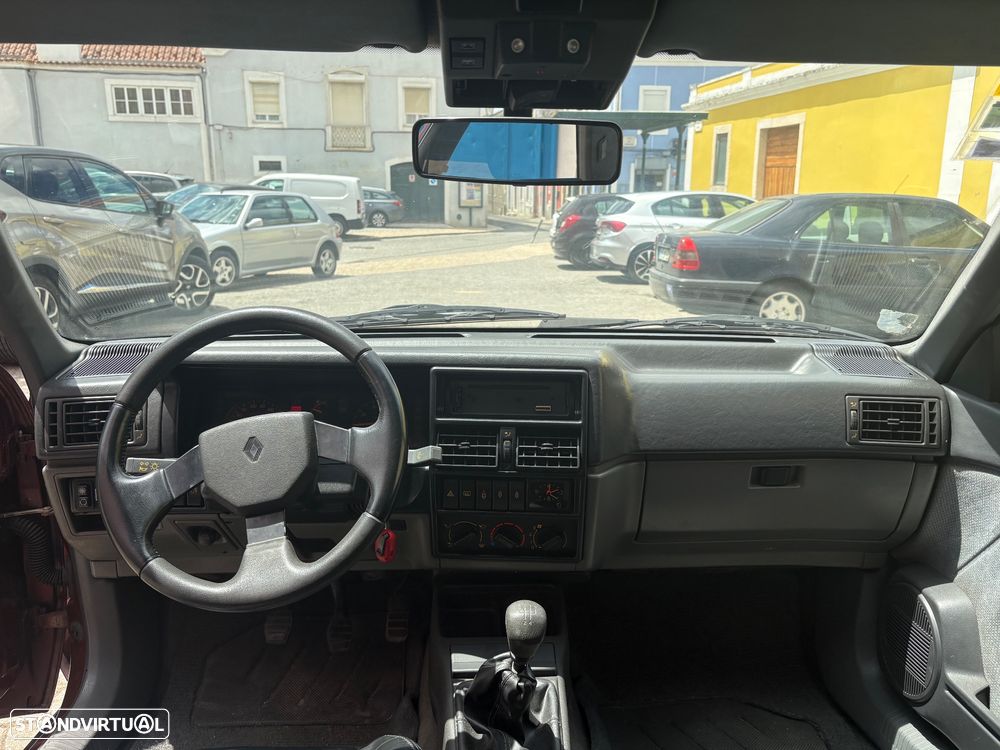 Renault 19 - 22