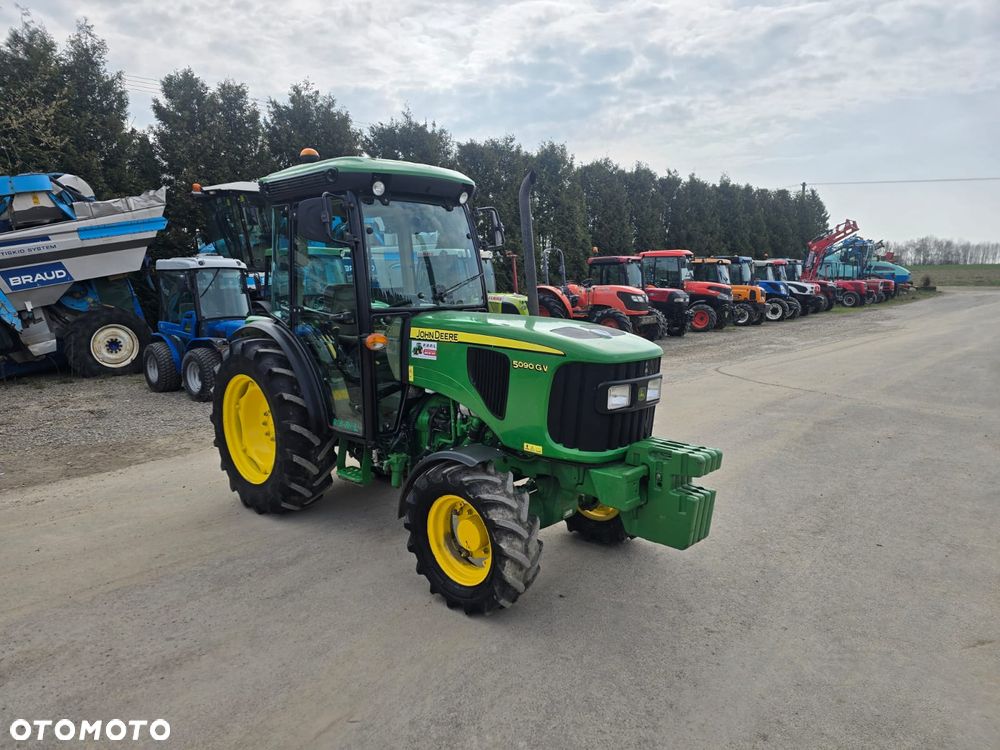 John Deere 5090GV - 4