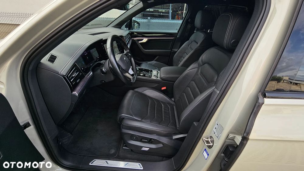 Volkswagen Touareg 3.0 V6 TDI 4Motion DPF Automatik Elegance - 40
