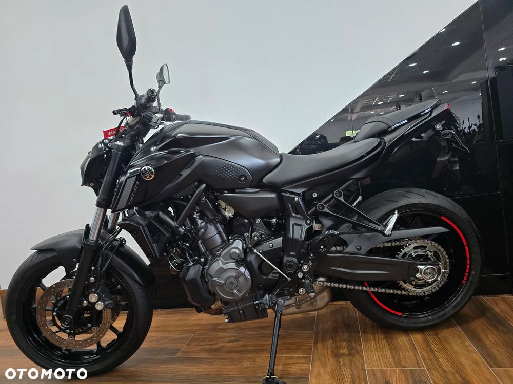 Yamaha MT - 38