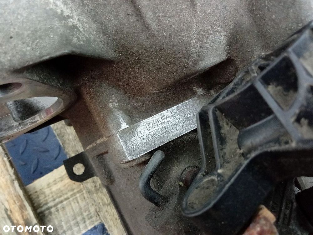 SKODA RAPID 1.6 TDI 116KM SKRZYNIA MANUALNA RSY - 6