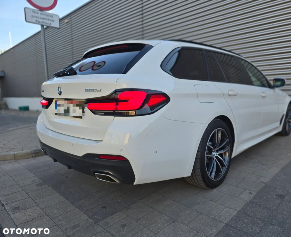 BMW Seria 5 520d xDrive MHEV M Sport sport - 8