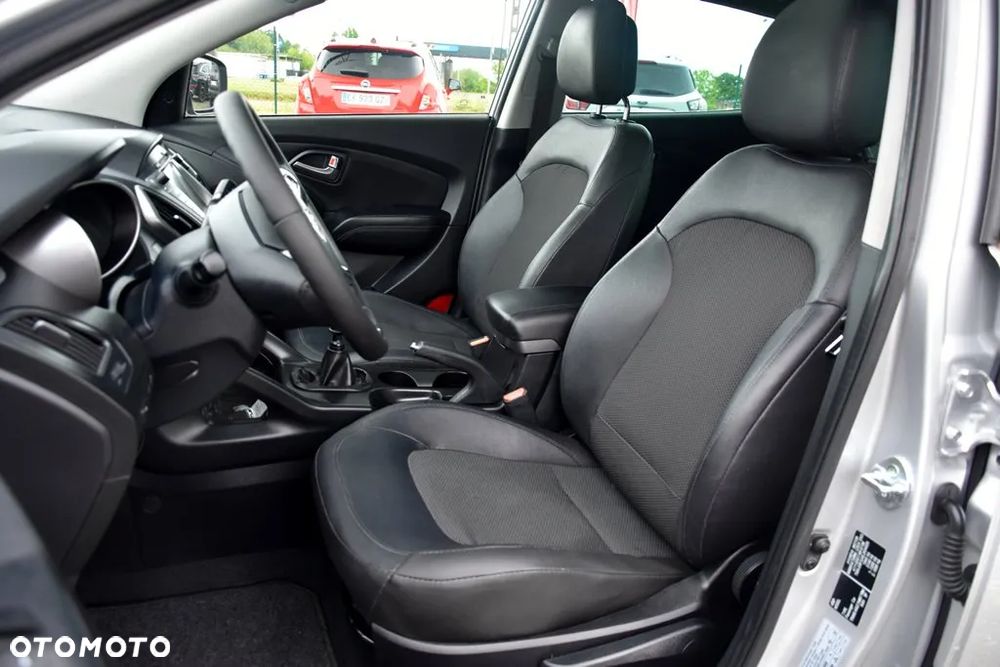 Hyundai ix35 1.7 CRDi Premium 2WD - 23
