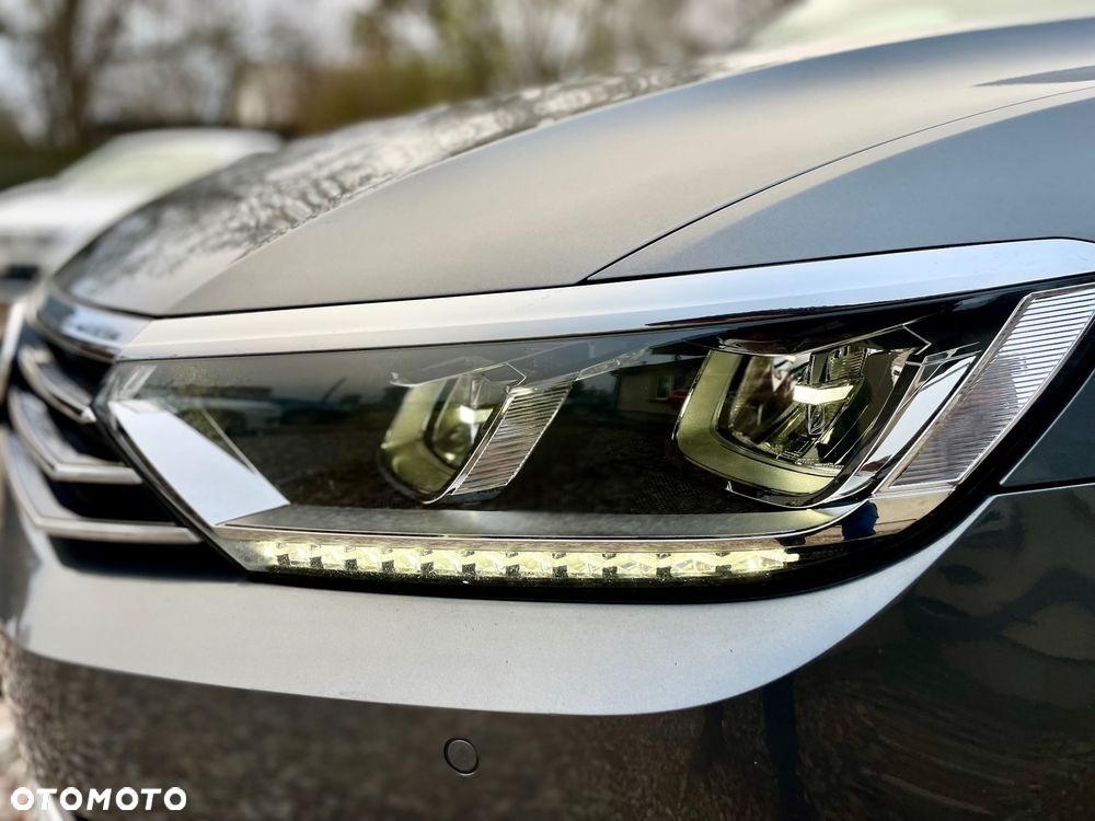 Volkswagen Passat 2.0 TDI (BlueMotion Technology) Comfortline - 34