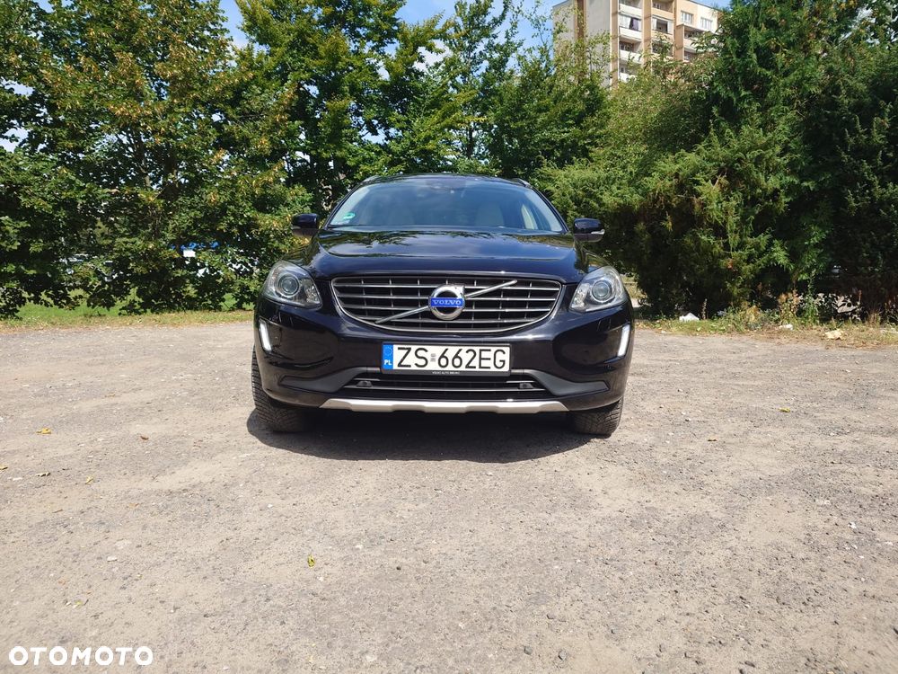 Volvo XC 60 D4 Drive-E Ocean Race - 3