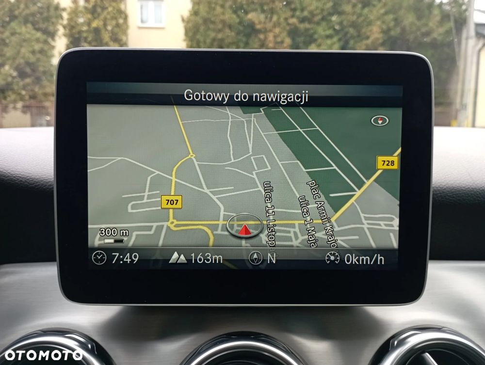 Mercedes-Benz GLA 220 4-Matic AMG Line - 24