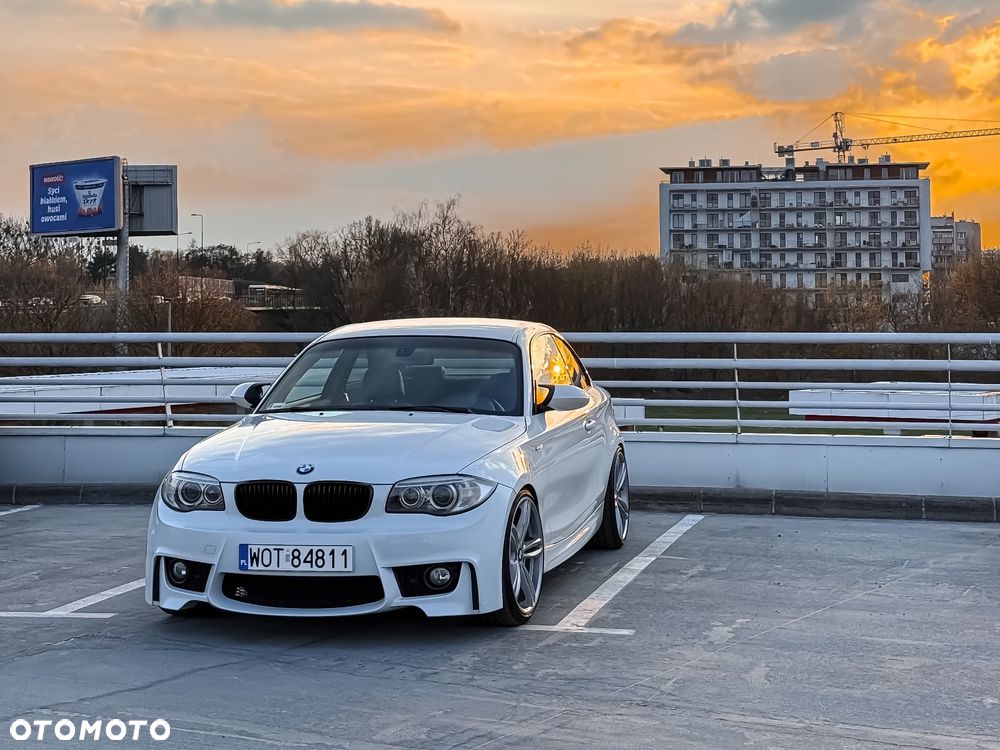 BMW Seria 1 2011 photo 2