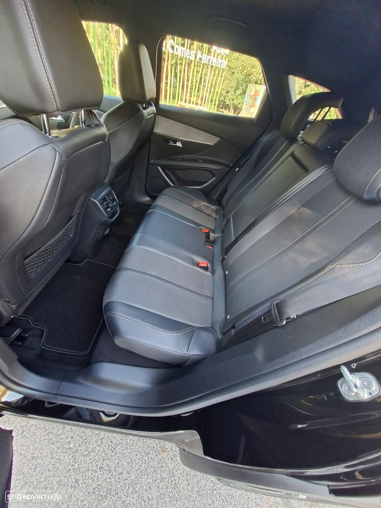 Peugeot 3008 PureTech 130 Stop & Start GPF EAT8 GT - 17