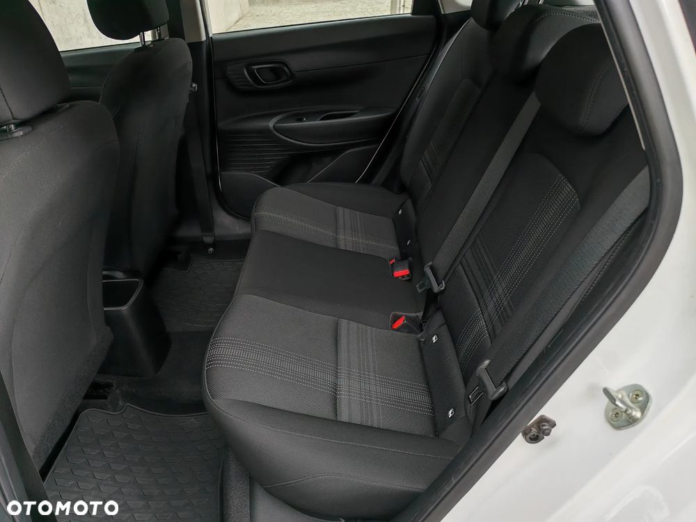 Hyundai i20 1.2 Pure - 23