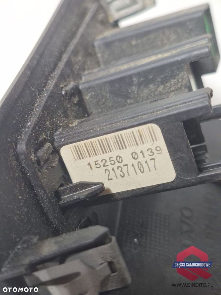 PANEL GNIAZD0  USB/AUX  VOLVO FH4 - 4