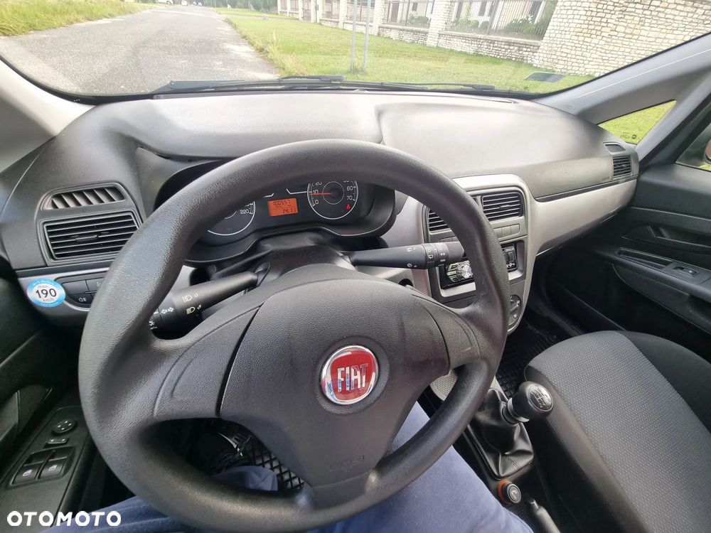 Fiat Punto 1.2 Fresh - 24