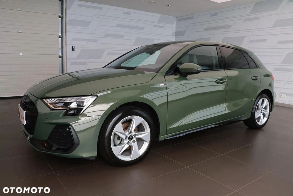 Audi A3 Sportback - 2