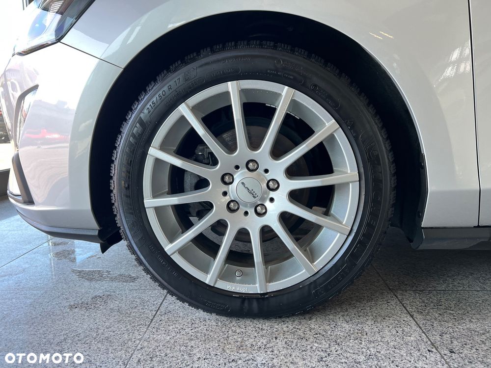 Ford Focus 1.0 EcoBoost mHEV Titanium - 8