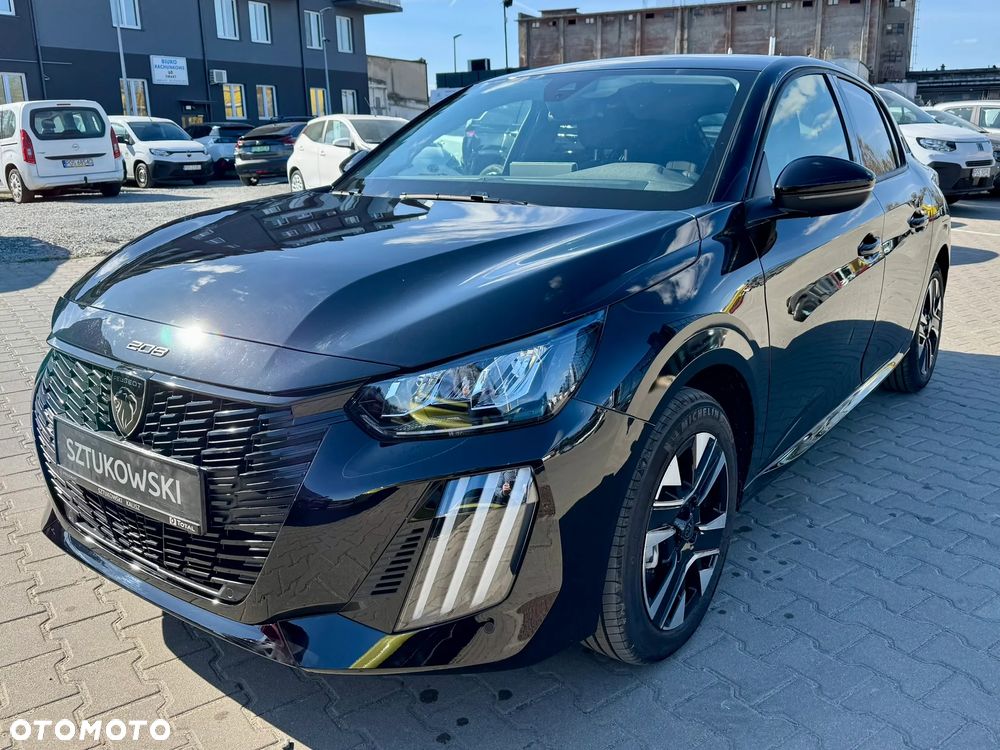Peugeot 208 - 4