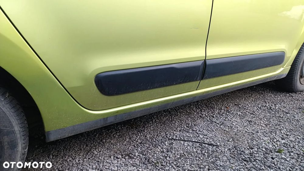 35443 citroen c3 picasso 1.4 vti 8fs na części lakier KARC - 20