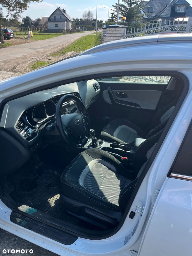 Kia Ceed 1.6 GDI M - 11