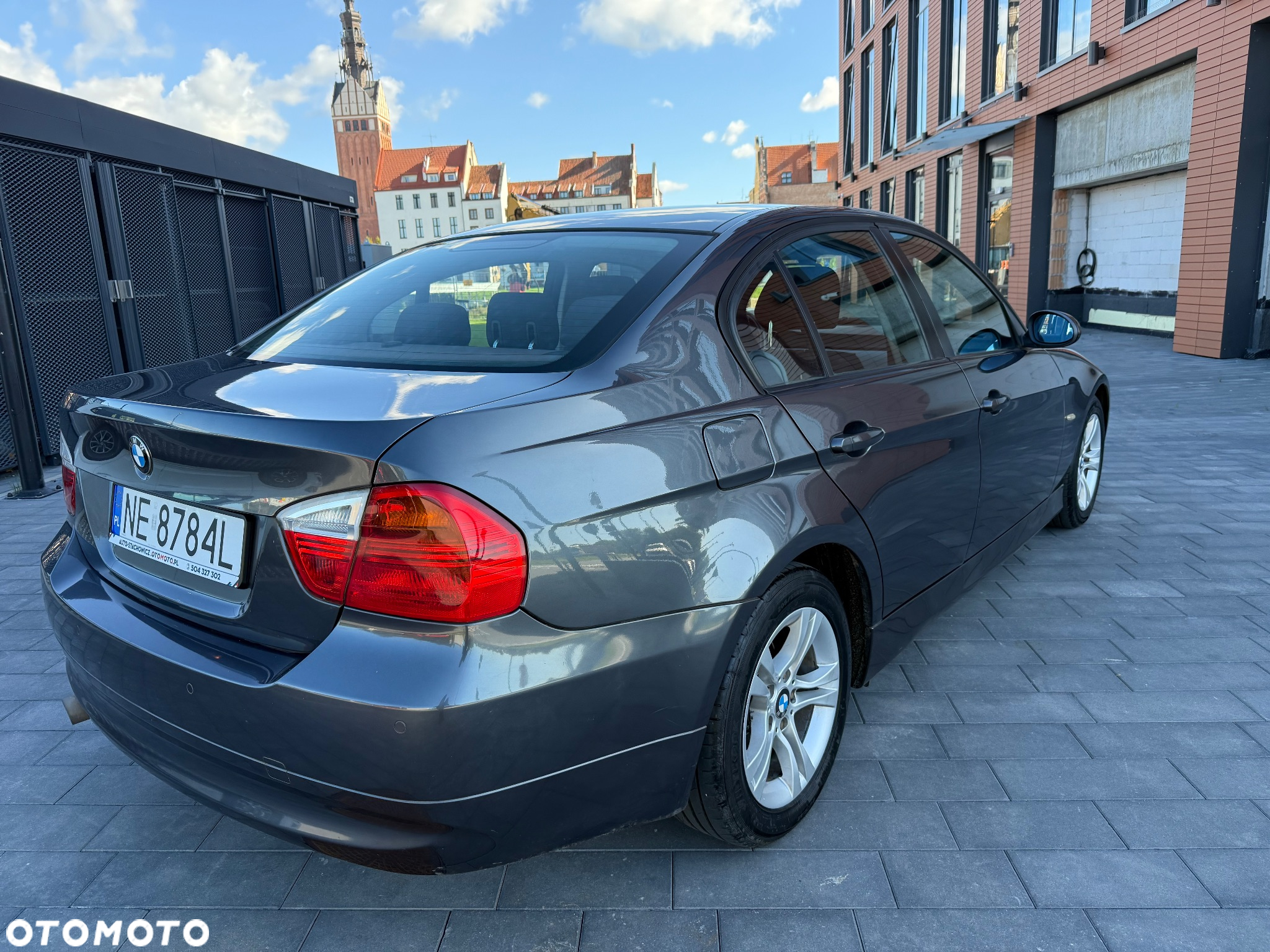 BMW Seria 3 318d - 15