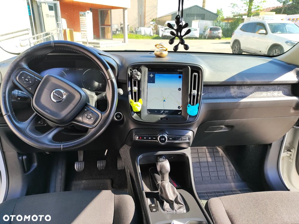 Volvo XC 40 D3 Momentum - 11