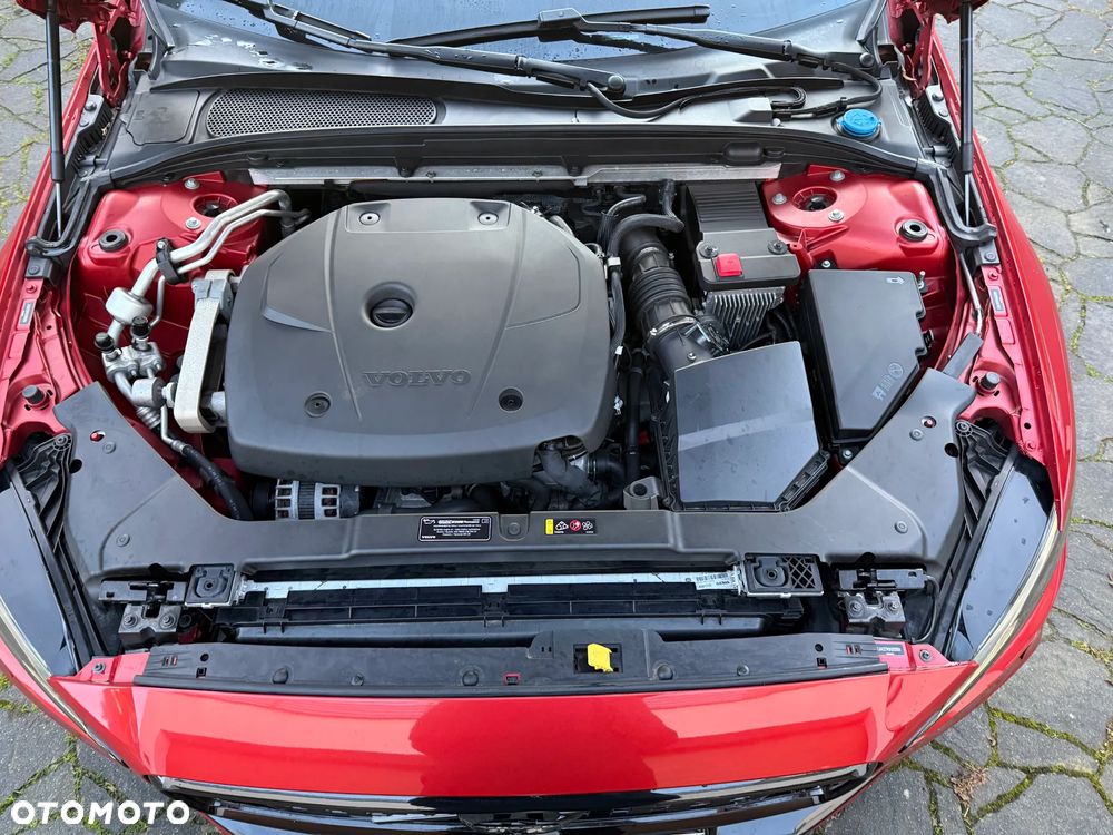 Volvo S60 T6 AWD Geartronic RDesign - 18