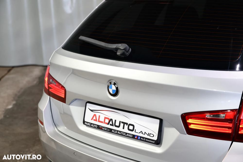 BMW Seria 5 518d Aut. - 23