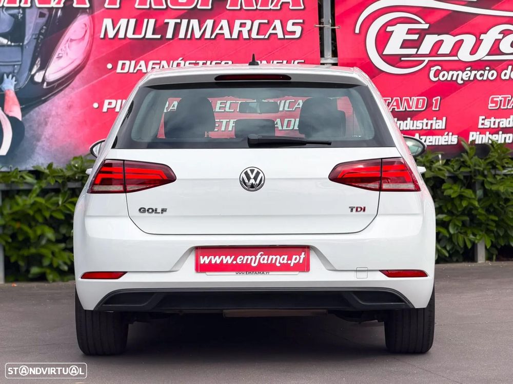 VW Golf 1.6 TDI Confortline - 8