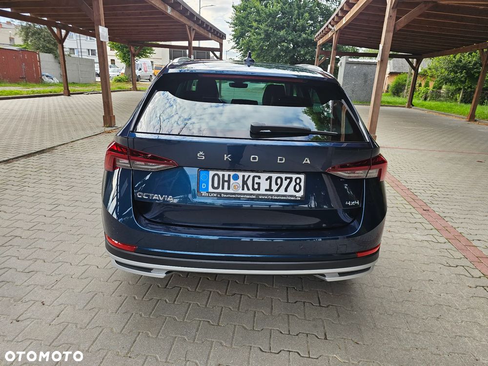 Skoda Octavia 2.0 TDI 4x4 Scout DSG - 7