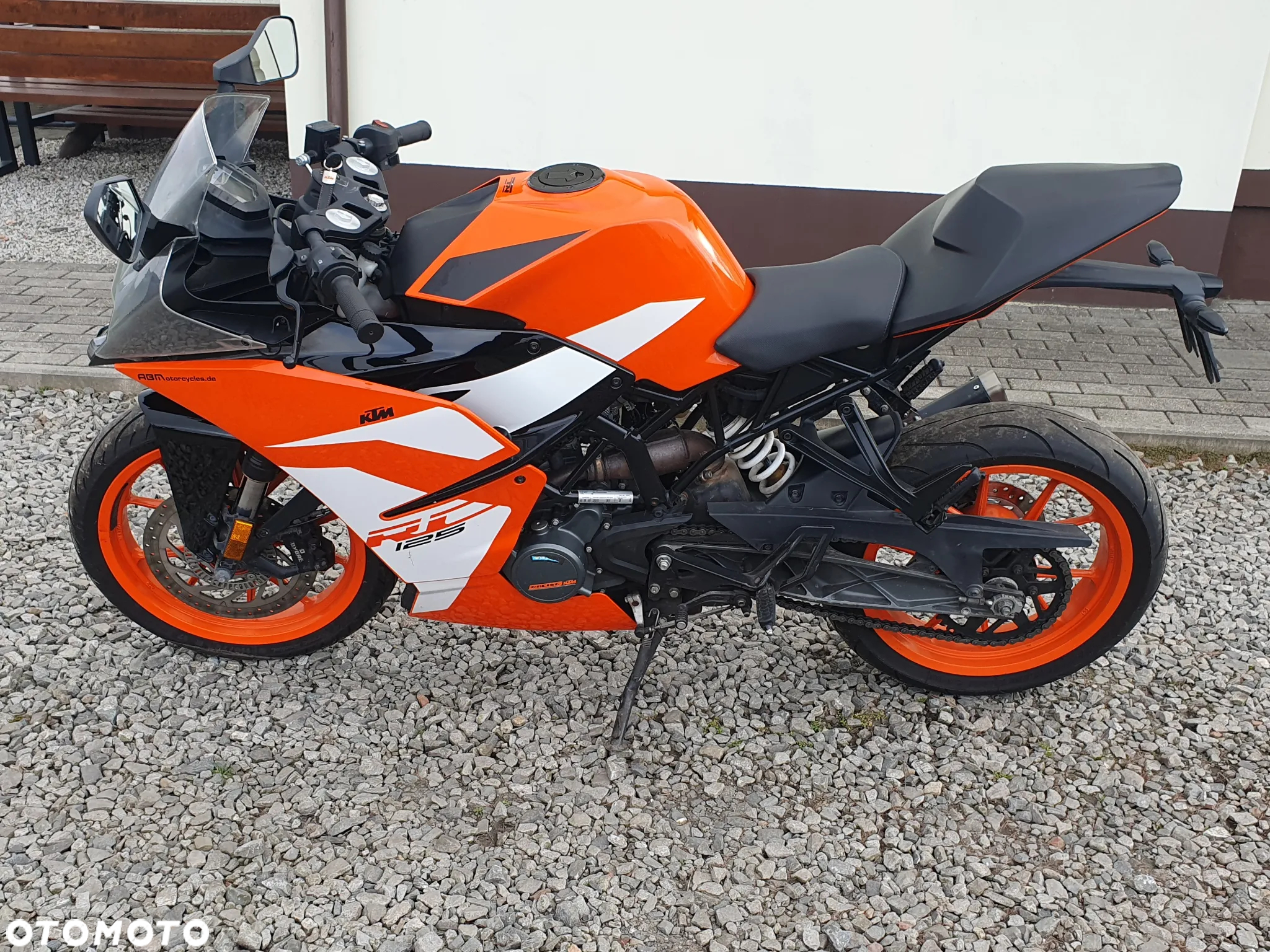 KTM RC 125 - 6