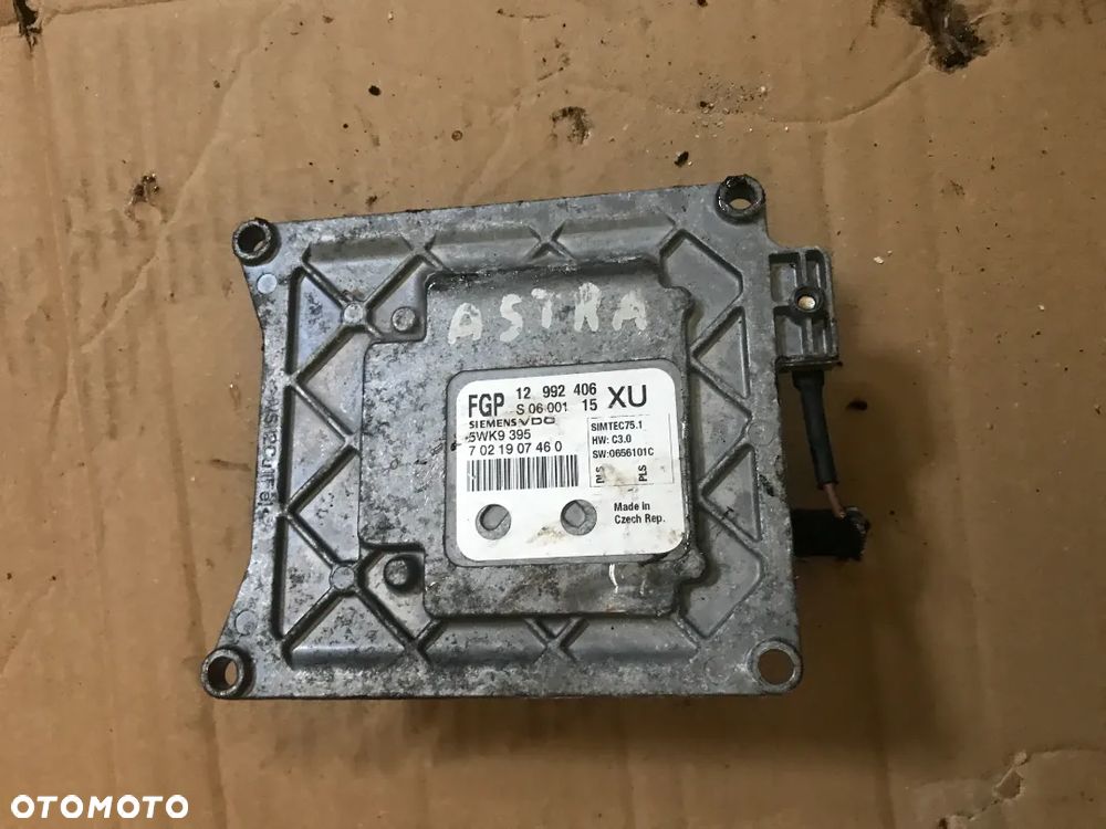 KOMPUTER STEROWNIK OPEL ASTRA H VECTRA C 1.8 5WK9395 - 2