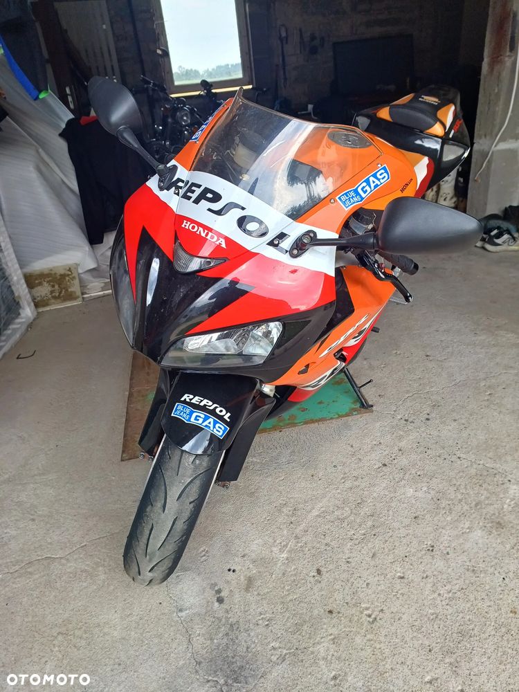 Honda CBR - 2