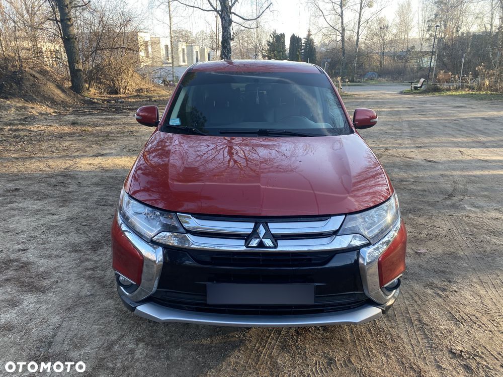 Mitsubishi Outlander - 9