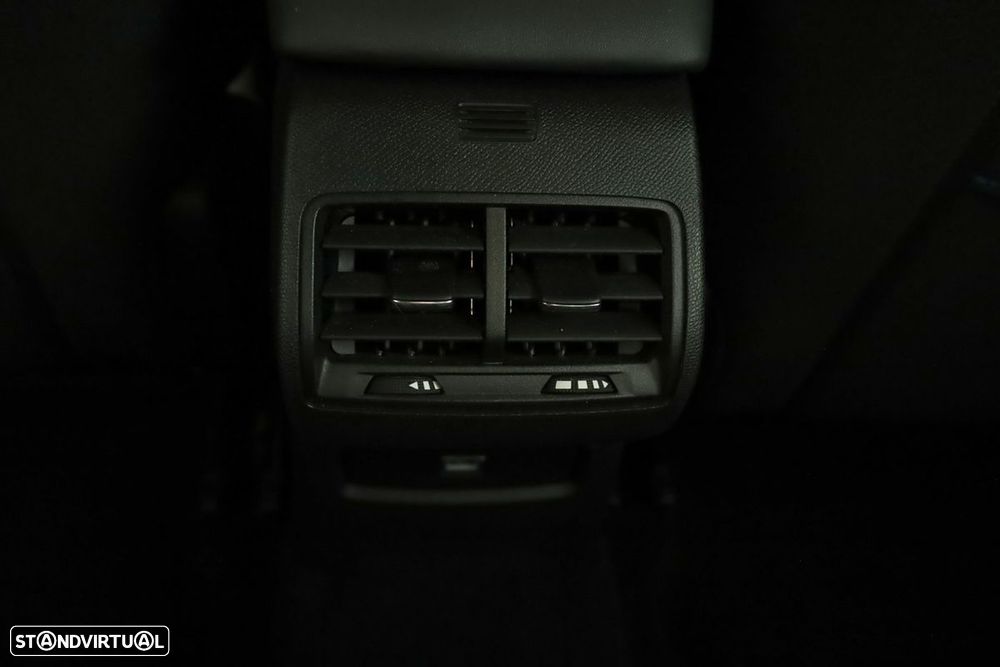 Citroën C4 X 1.5 BlueHDi Feel Pack EAT8 - 21