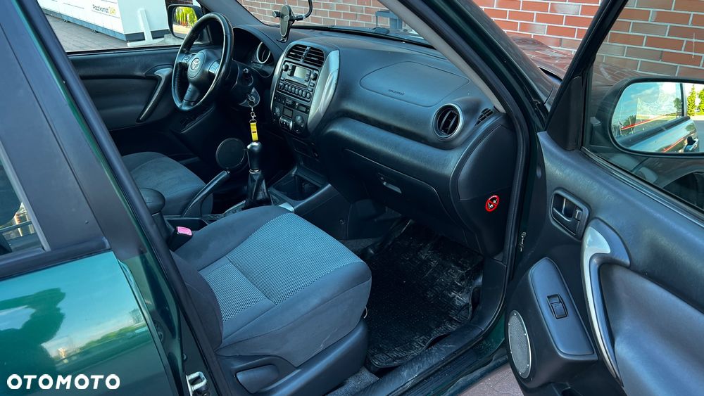 Toyota RAV4 D-4D 4x4 Edition - 17