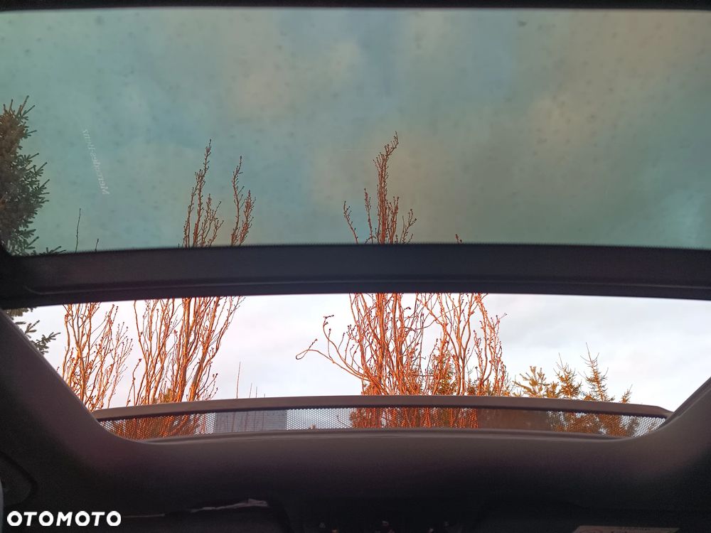 Mercedes-Benz GLA 220 d 7G-DCT UrbanStyle Edition - 31