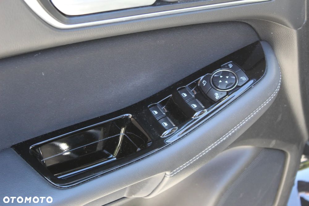 Ford S-Max 2.0 EcoBlue Titanium - 14