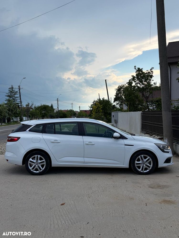 Renault Megane ENERGY dCi Zen - 6