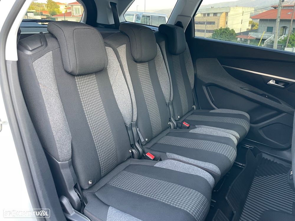 Peugeot 5008 BlueHDI 120 Allure - 9