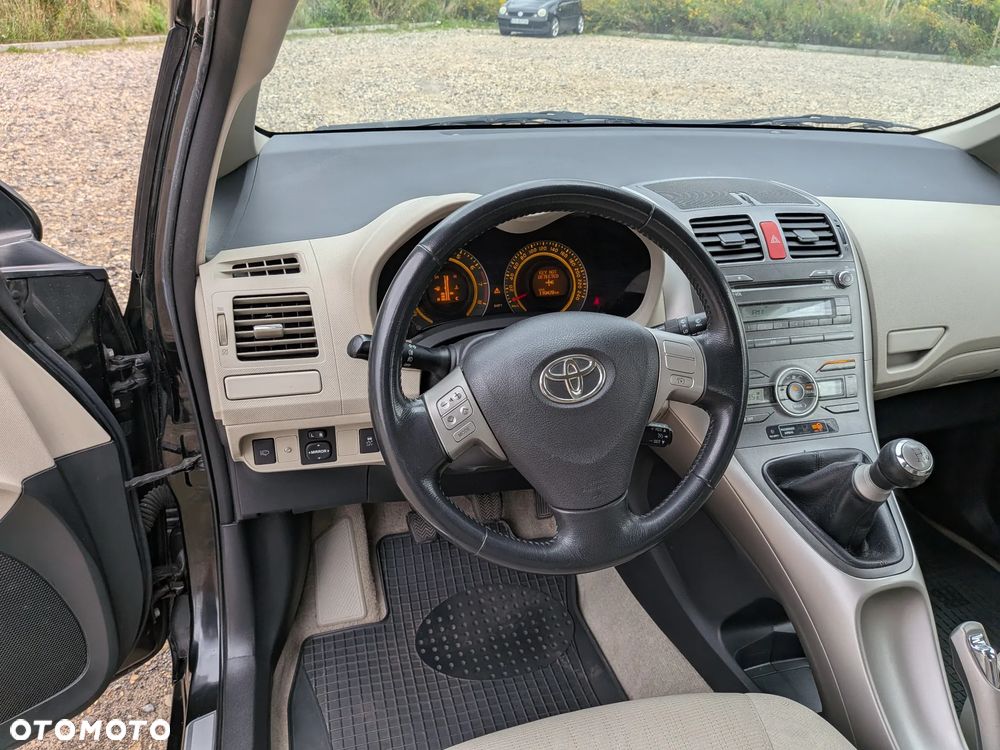 Toyota Auris 1.6 VVT-i Prestige - 11