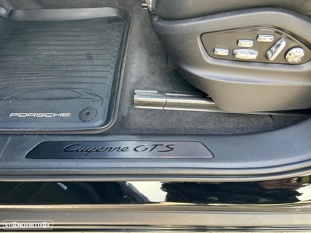 Porsche Cayenne GTS - 14