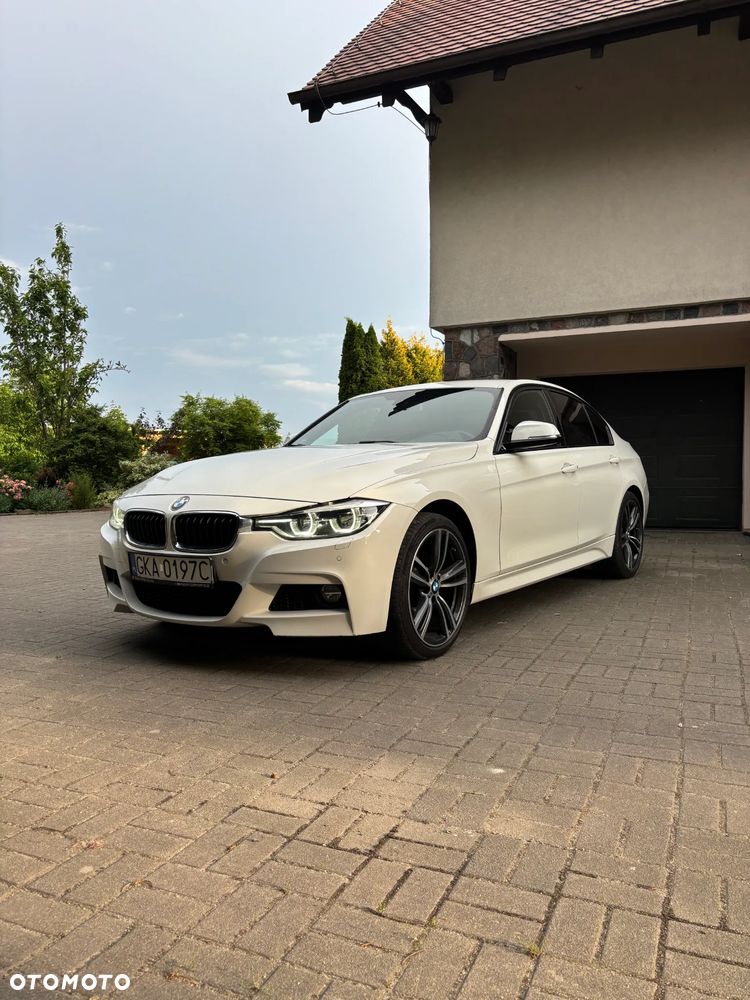 BMW Seria 3 330i xDrive M Sport Shadow sport - 1