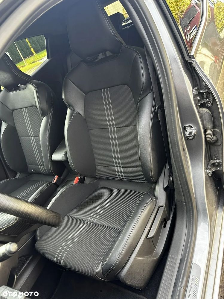 Renault Clio E-TECH 140 R.S LINE - 16