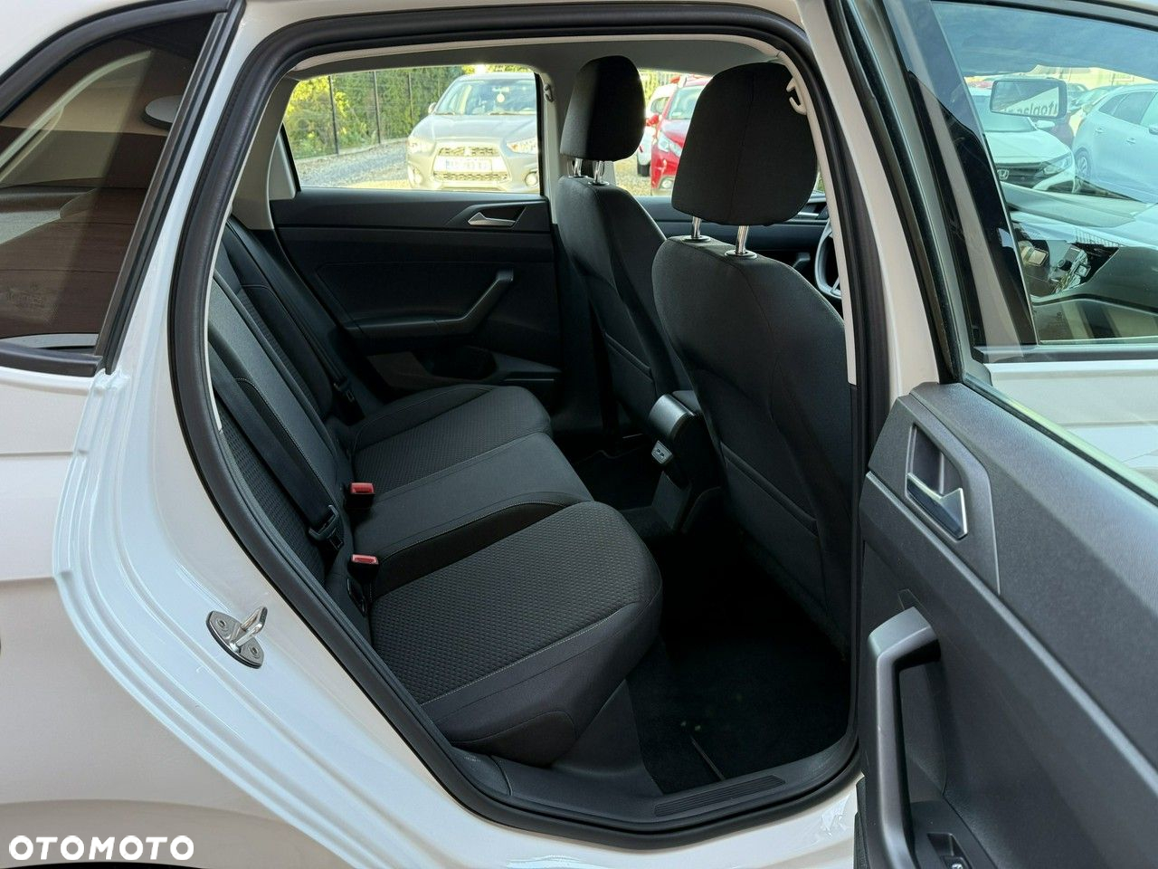 Volkswagen Polo 1.0 Comfortline - 21