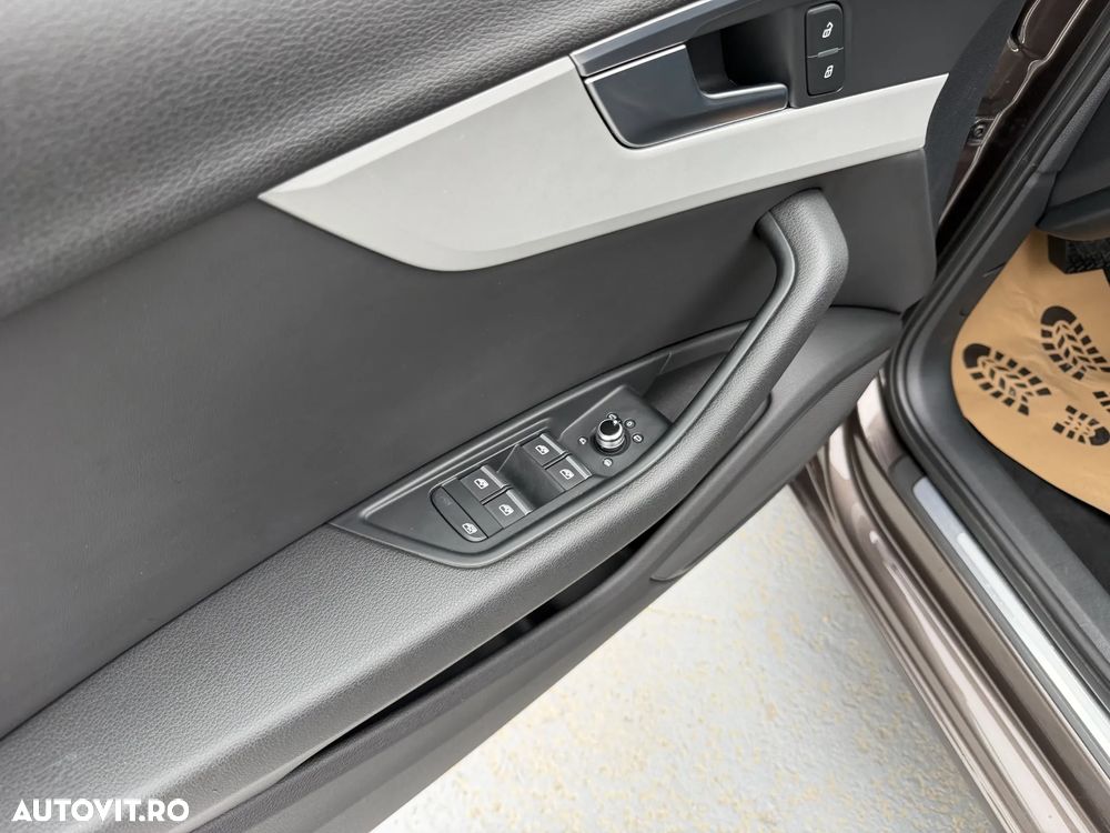 Audi A4 35 TDI S tronic design - 32