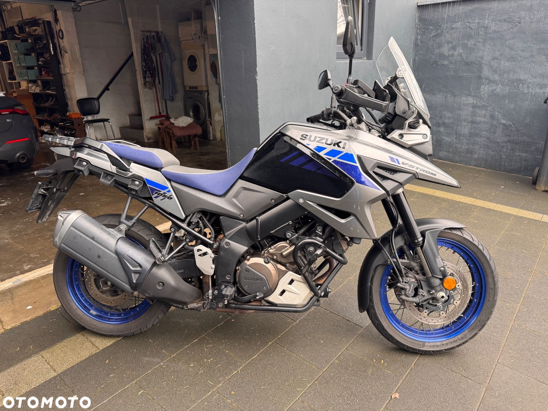 Suzuki DL - 25