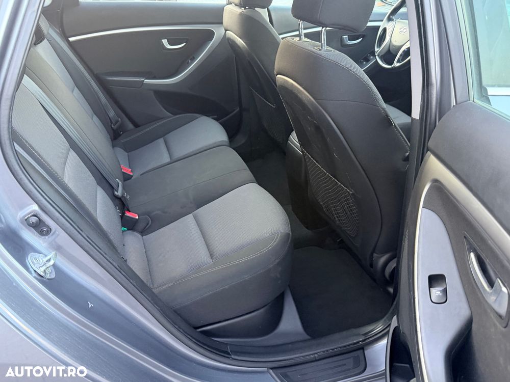 Hyundai i30 1.6 CRDI Style - 18
