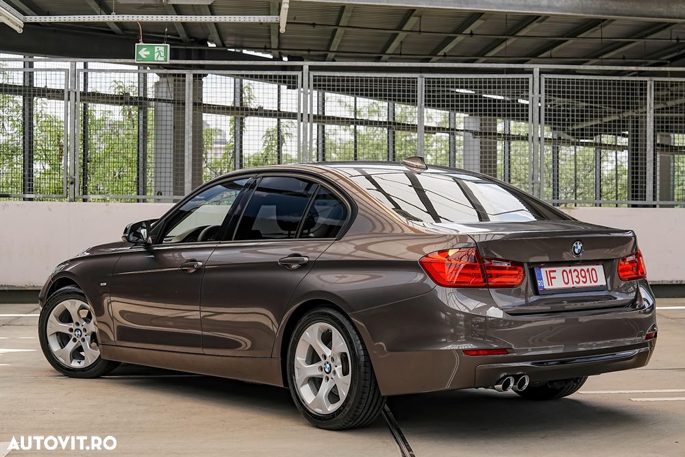 BMW Seria 3 320d Efficient Dynamic Edition Aut. Blue Performan Modern Line - 13