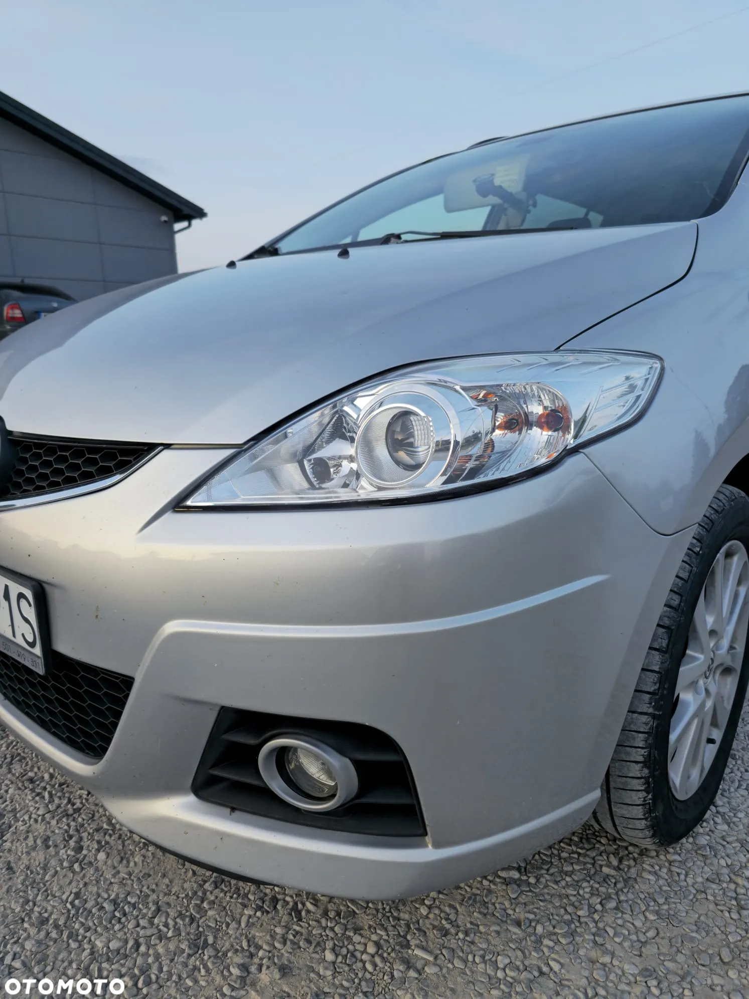 Mazda 5 - 12