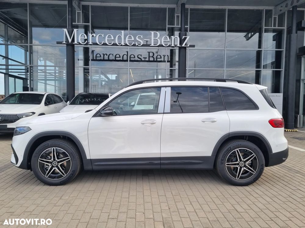 Mercedes-Benz EQB 250+ AMG Line - 28