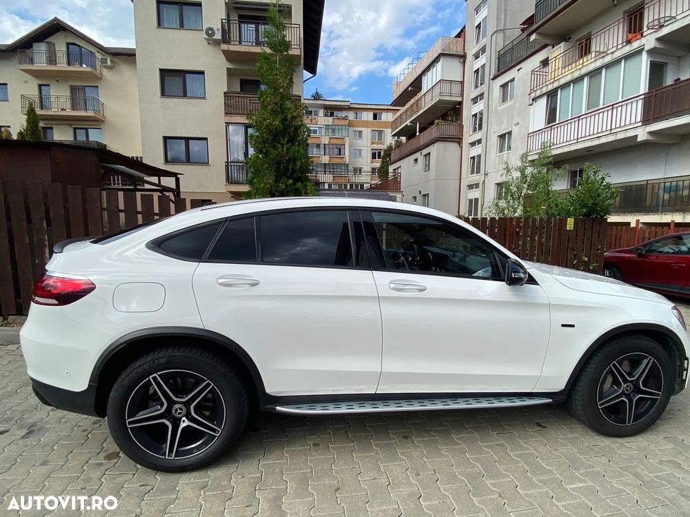 Mercedes-Benz GLC 300 e 4Matic 9G-TRONIC AMG Line - 18