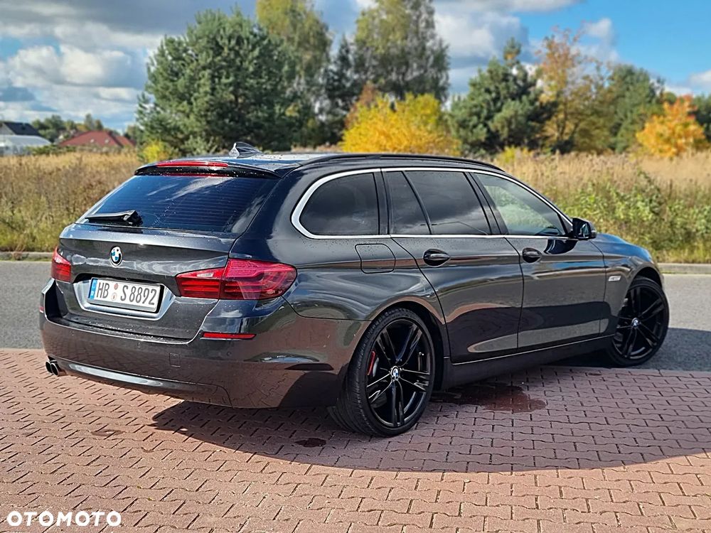BMW Seria 5 520d Luxury Line sport - 11