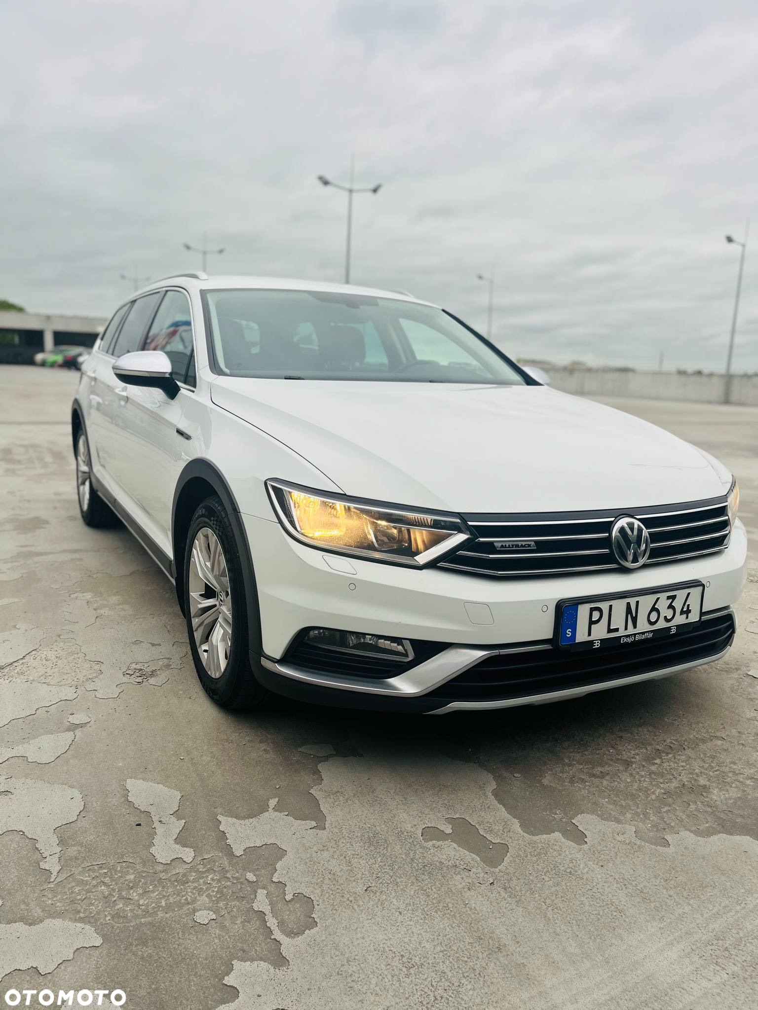 Volkswagen Passat 2.0 TDI 4Mot Elegance DSG - 5